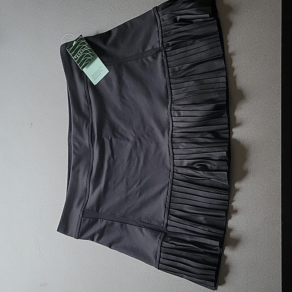 Inphorm Classic Pleated tennis golf 13.5 Inch Skirt skort - BLACK sz Large